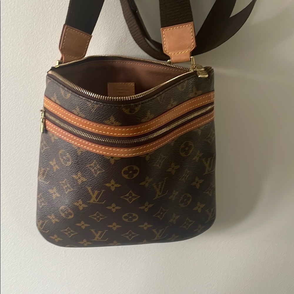 Louis Vuitton monogram Bosphore Pochette